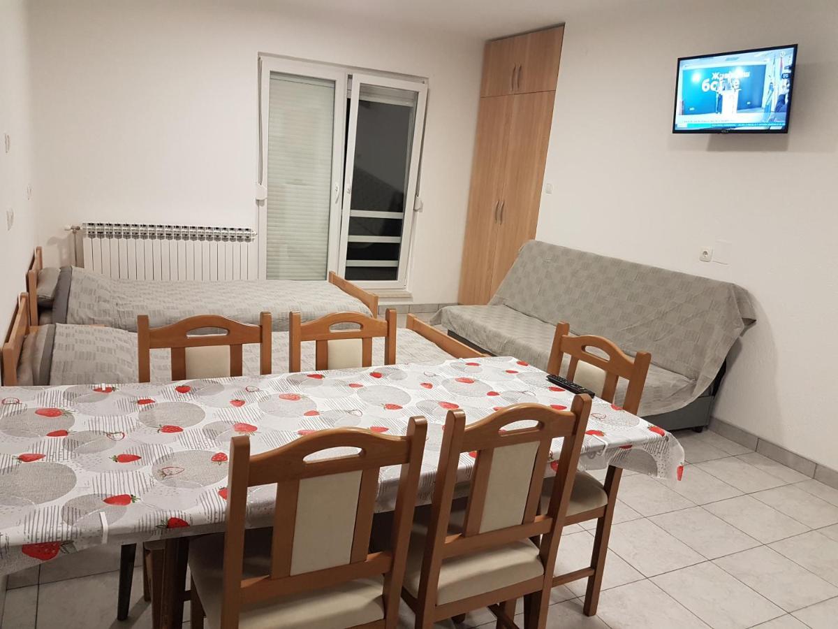 Dass Apartmani Μπάνια Λούκα Εξωτερικό φωτογραφία